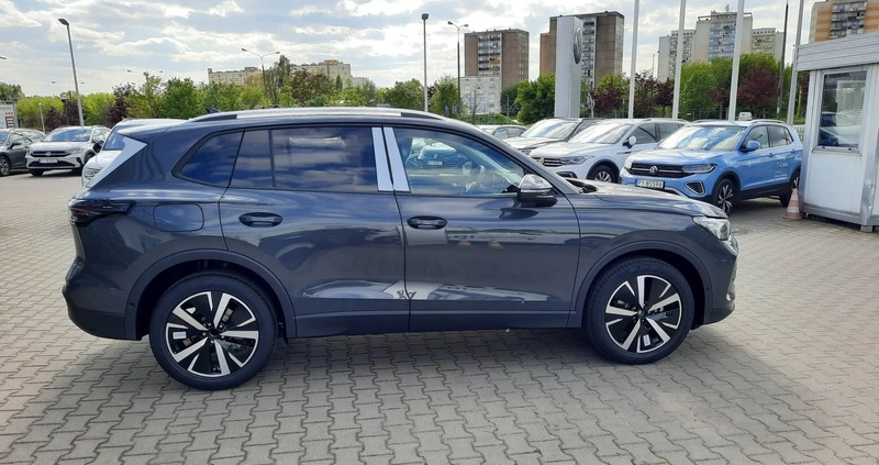 Volkswagen Tiguan cena 177000 przebieg: 10, rok produkcji 2024 z Zawadzkie małe 191